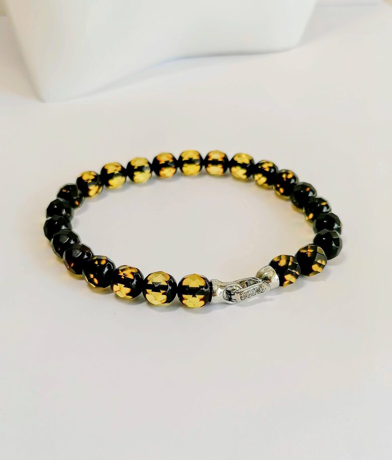 Green Faceted Amber Bracelet with Clasp | Elegant Natural Baltic Amber