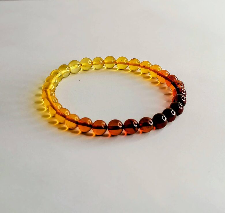 Gradient Baltic Amber Beaded Bracelet | Handmade & Natural