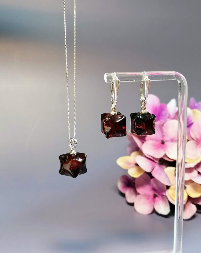 Cherry Amber Earrings and Pendant Set – Natural Baltic Amber