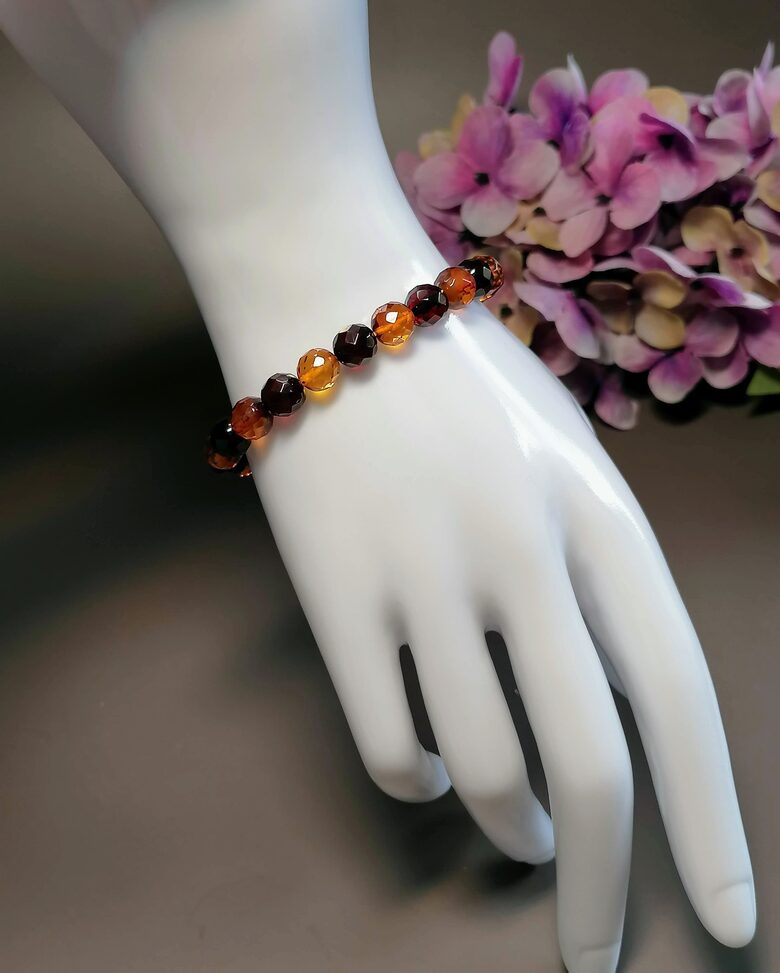 Faceted Baltic Amber Bracelet – Cherry & Cognac Tones