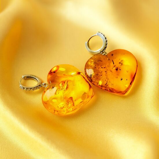Gintarinių širdelių auskarai | Romantiški Baltijos gintaro papuošalai