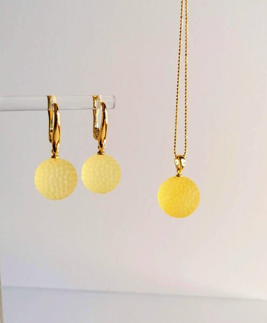 Point-Engraved Baltic Amber Earrings and Pendant Set