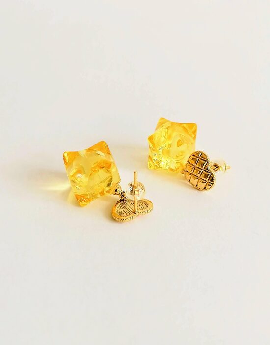 Amber Star Stud Earrings