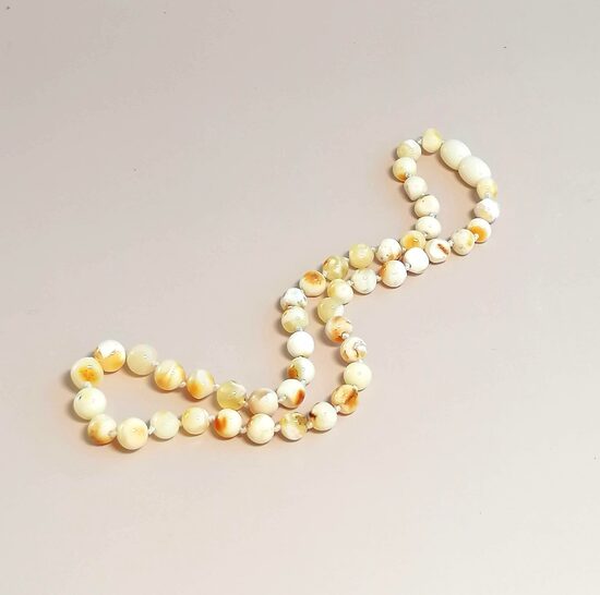 Matinio Baltijos gintaro vėrinys „Švelnus Rūkas“