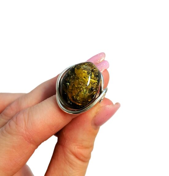 Žalio Baltijos gintaro žiedas